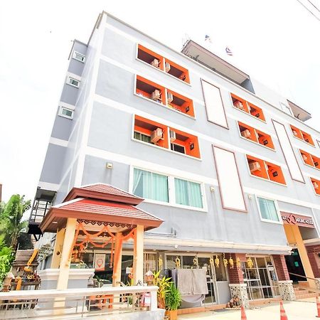 Hotel Oyo 349 Aroonrung House Ban Bang Phai Exterior foto