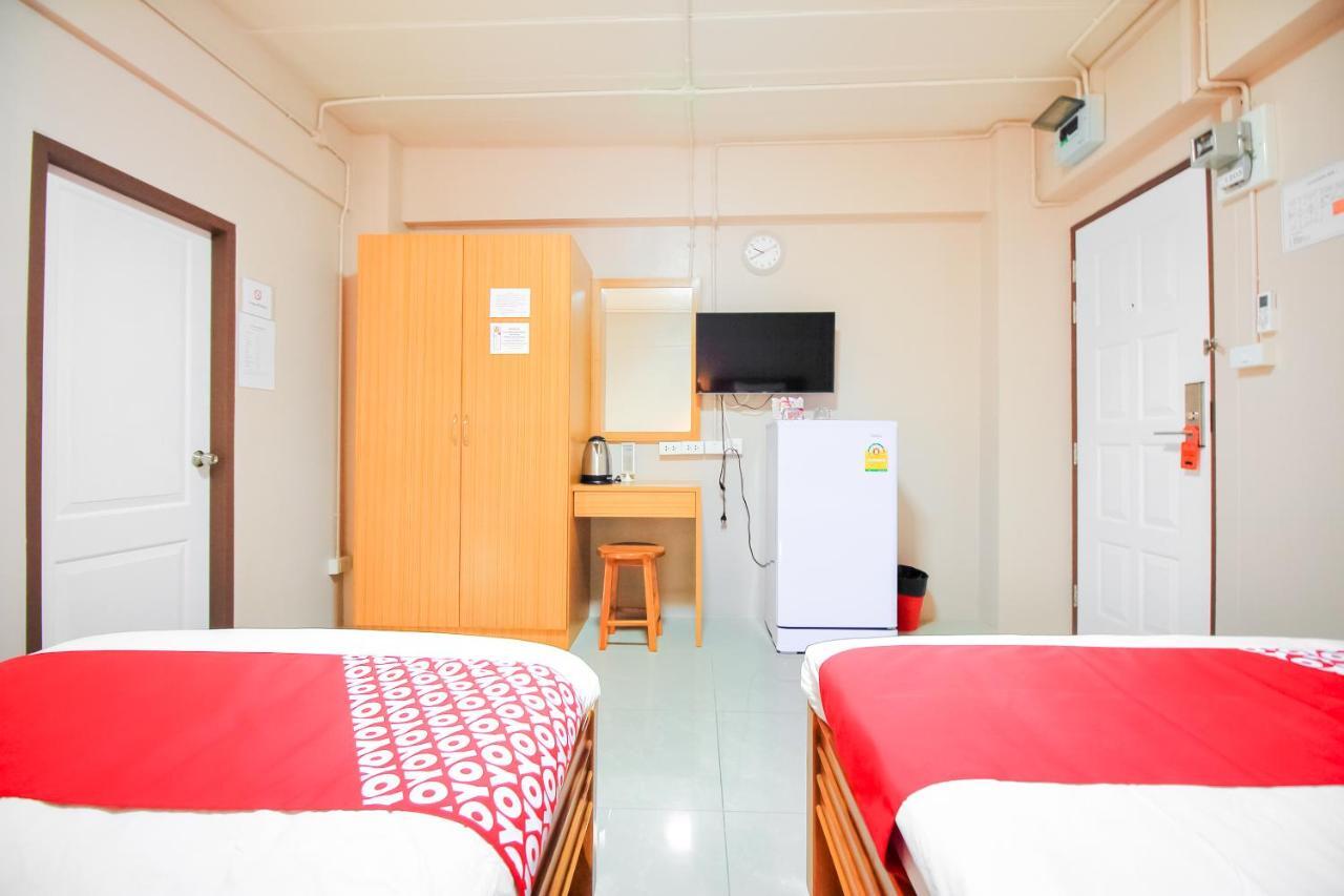 Hotel Oyo 349 Aroonrung House Ban Bang Phai Exterior foto