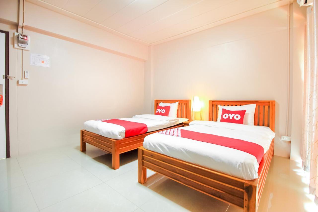 Hotel Oyo 349 Aroonrung House Ban Bang Phai Exterior foto
