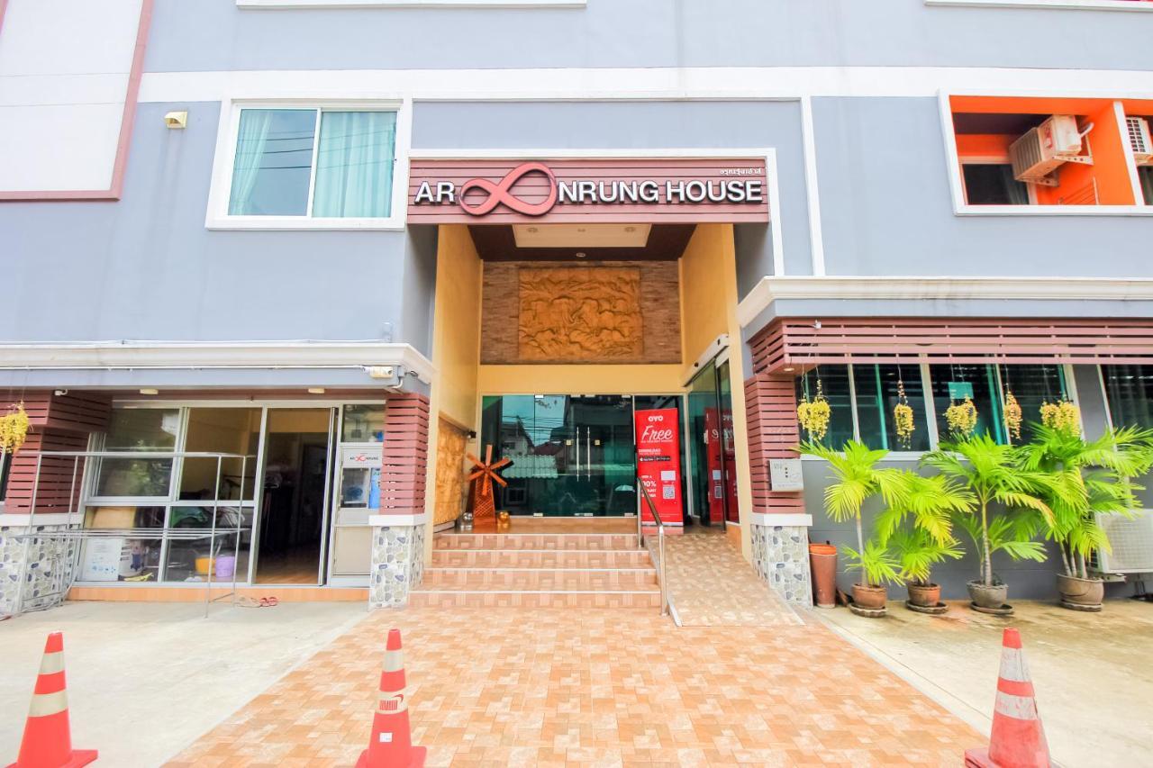 Hotel Oyo 349 Aroonrung House Ban Bang Phai Exterior foto