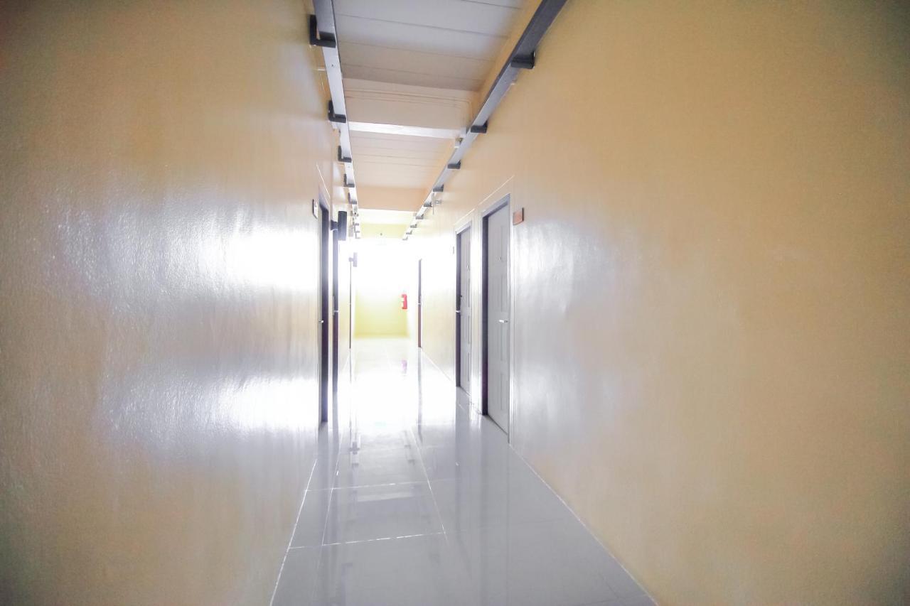 Hotel Oyo 349 Aroonrung House Ban Bang Phai Exterior foto