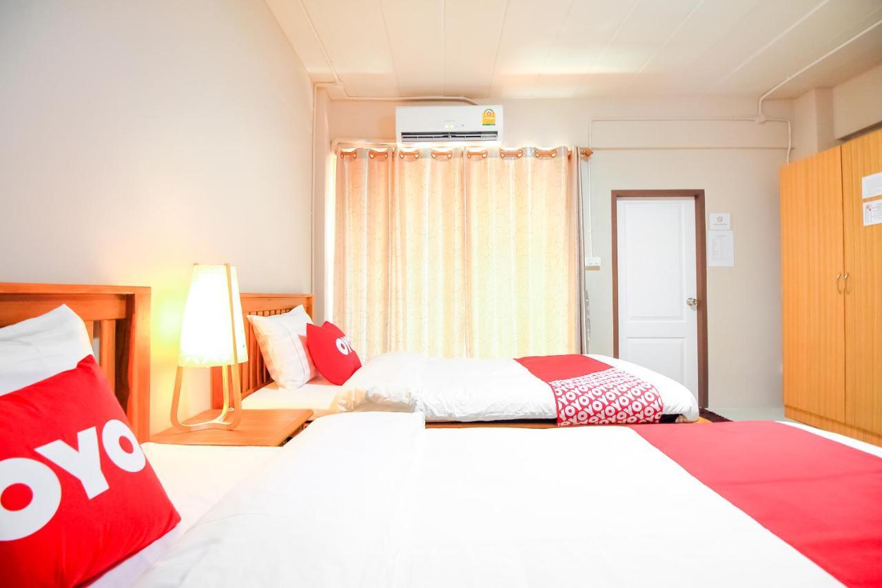 Hotel Oyo 349 Aroonrung House Ban Bang Phai Exterior foto