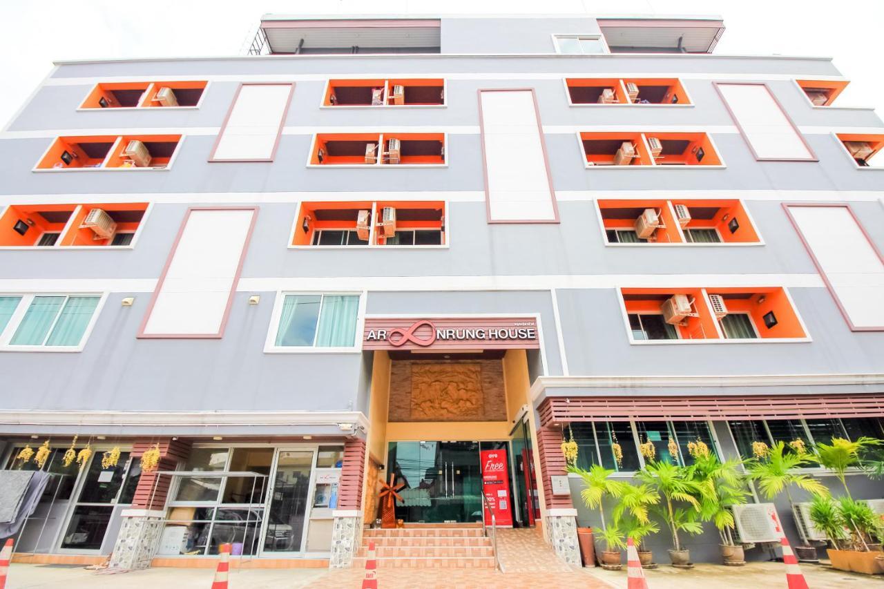 Hotel Oyo 349 Aroonrung House Ban Bang Phai Exterior foto